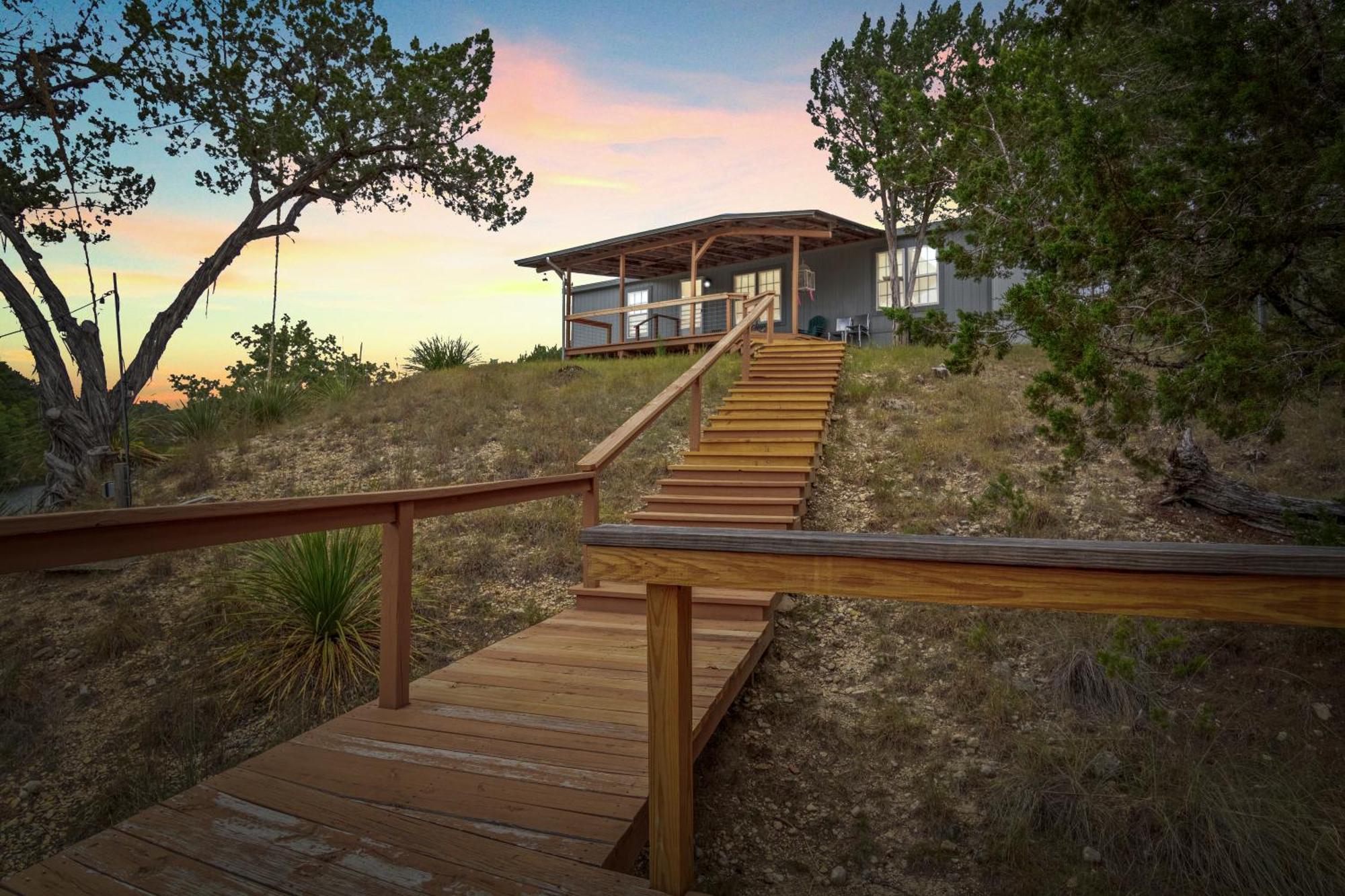 Tarpley Hondo Creek Hideaway酒店 外观 照片