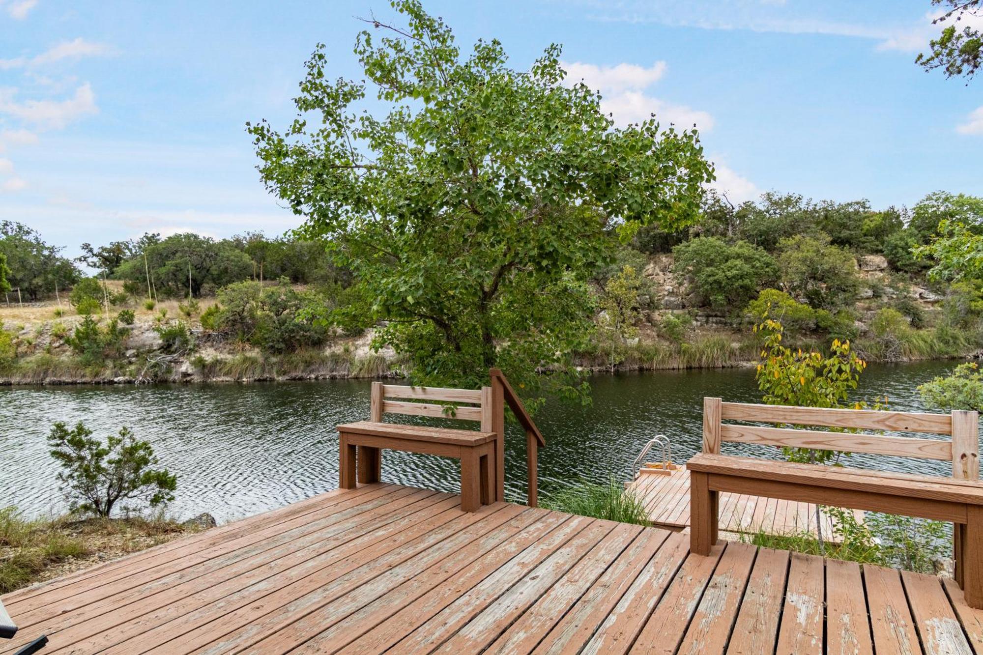 Tarpley Hondo Creek Hideaway酒店 外观 照片